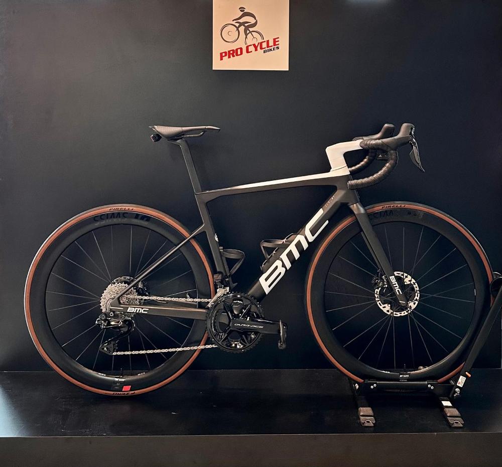 BMC Teammachine SLR01 Disc Road Bike Ultegra 12S Di2