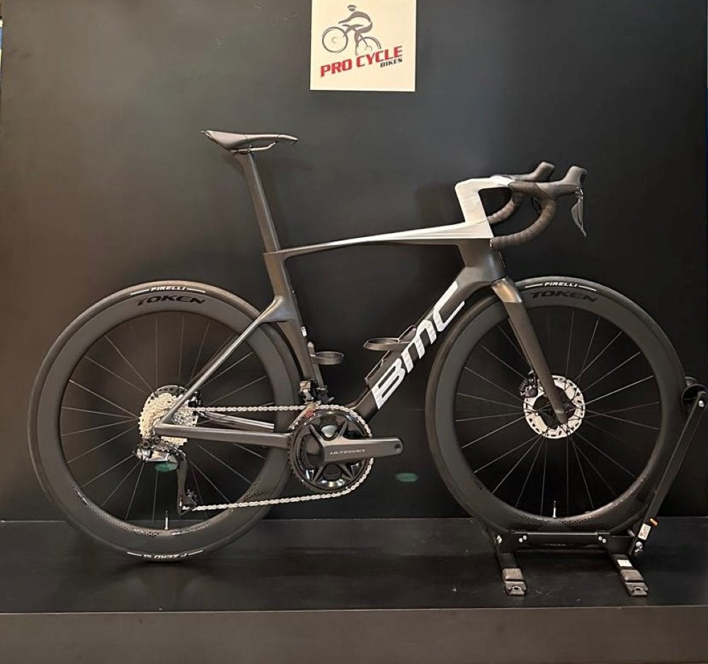 BMC Teammachine R 01 ROAD BIKE CARBON BLACK COOL WHITE