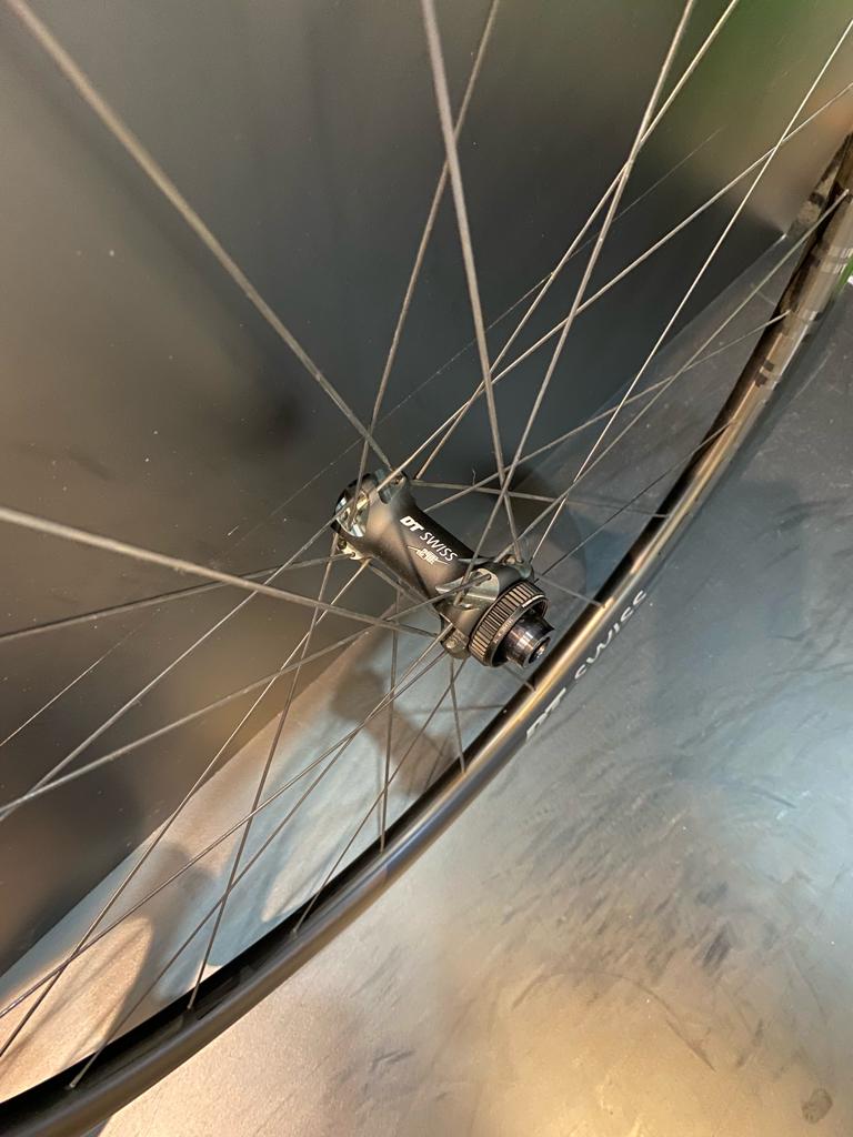 DT Swiss PRC 1400 DB 35mm Carbon Wheelset – Pro Cycle Bikes